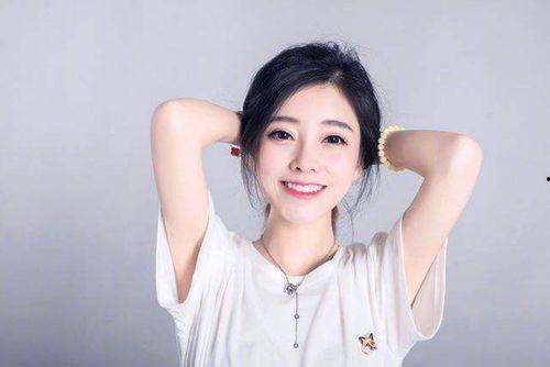 婷姐直播间吃瓜视频,揭秘网红吃瓜背后的故事